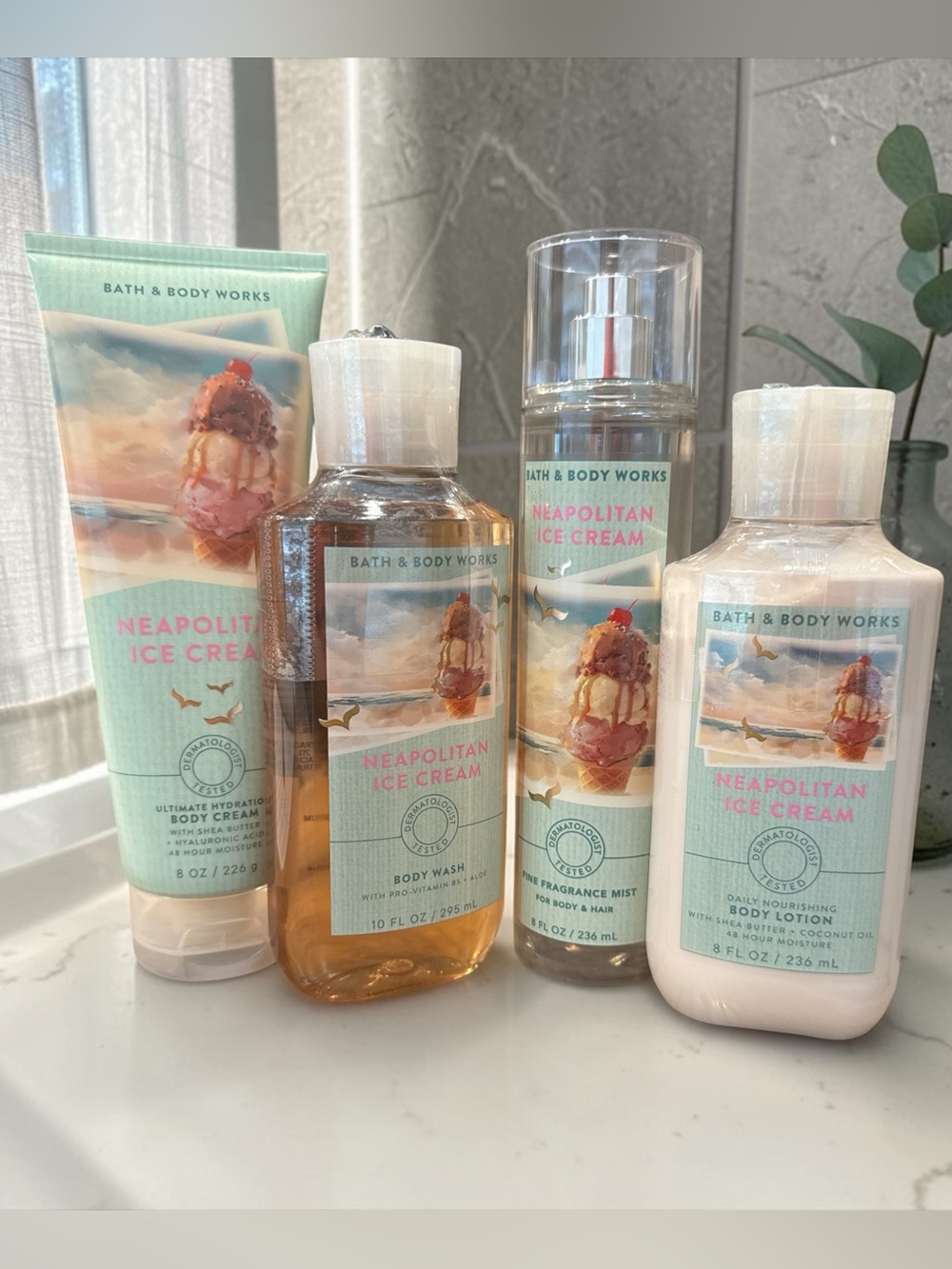 NWT Bath & Body Works Neapolitan Ice Cream Body Care Set - Mint Pink